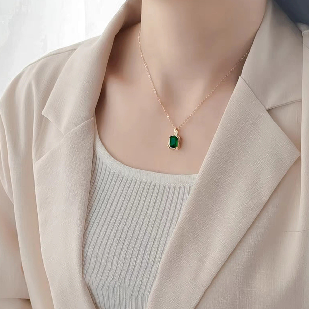 💎 Collier Femme – Zircon Vert Brillant