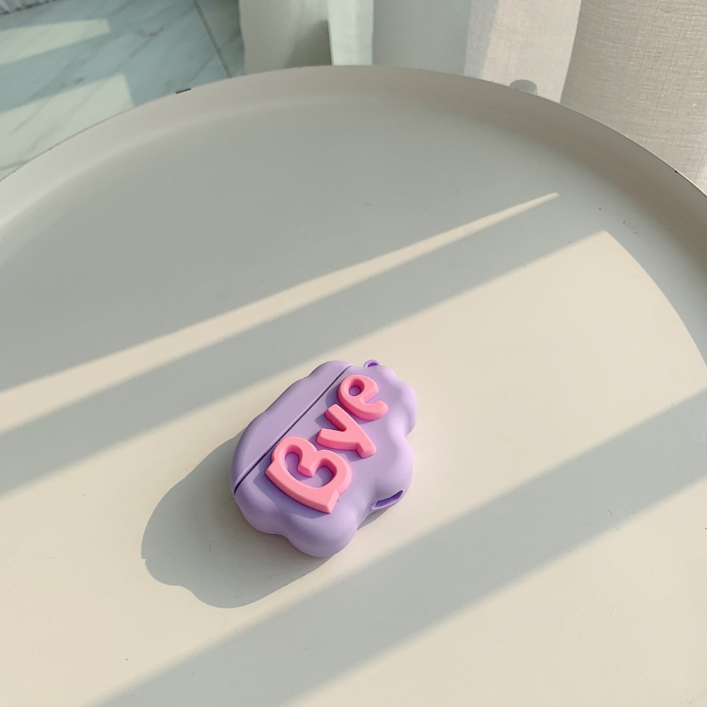 ✨ Coque AirPods 3D Cartoon « HI BYE » – Silicone Souple, Cute et Protège Écouteurs