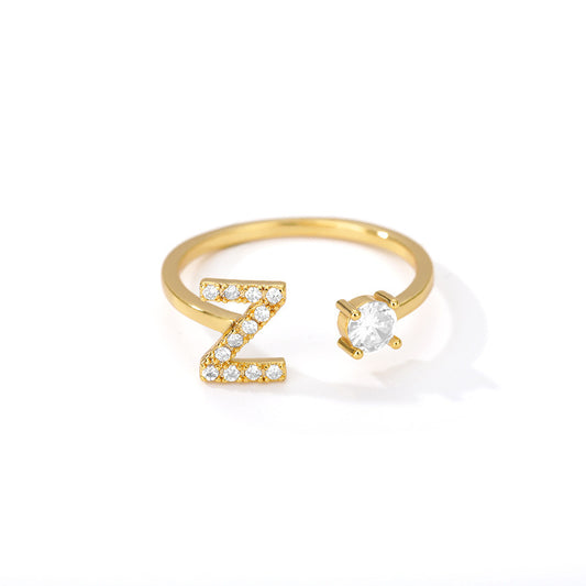 🌟 Bague Initiale en Zircon – Personnalisez Votre Style