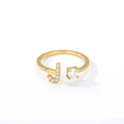 🌟 Bague Initiale en Zircon – Personnalisez Votre Style