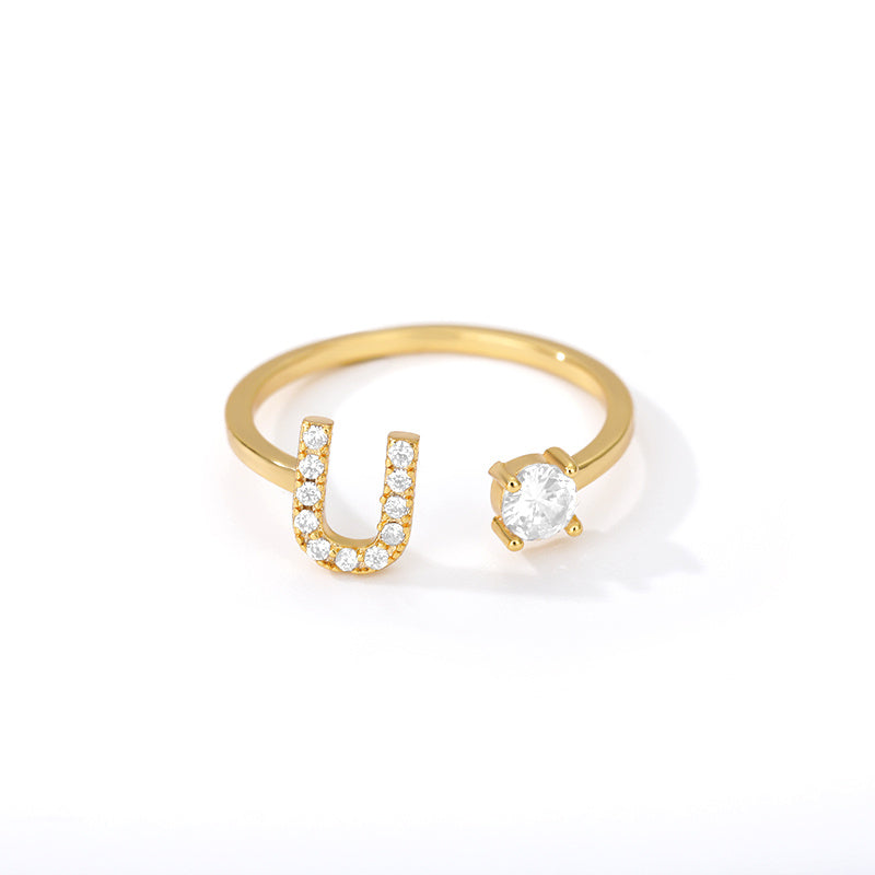 🌟 Bague Initiale en Zircon – Personnalisez Votre Style
