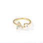 🌟 Bague Initiale en Zircon – Personnalisez Votre Style
