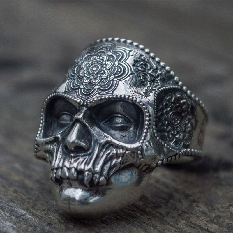 💀 Bague Crâne Mandala en Acier Inoxydable – Style Biker Homme