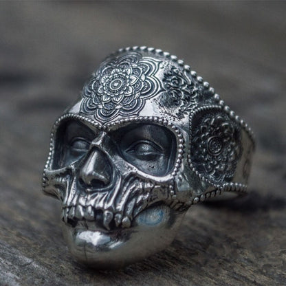 💀 Bague Crâne Mandala en Acier Inoxydable – Style Biker Homme