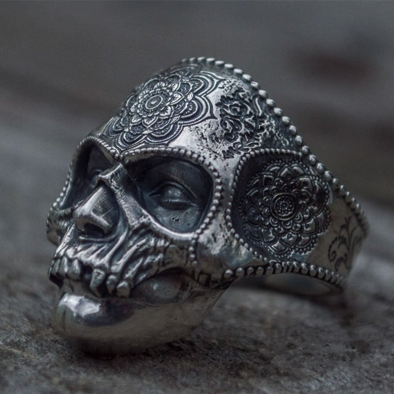 💀 Bague Crâne Mandala en Acier Inoxydable – Style Biker Homme