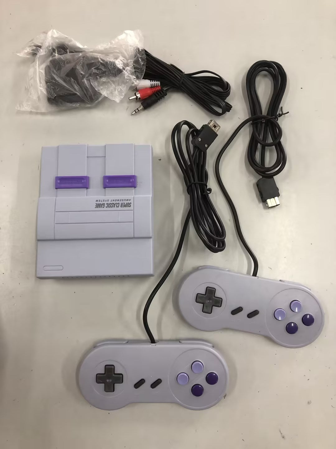 ✨ Mini Console 16-Bit – Jeux Classiques à Emporter