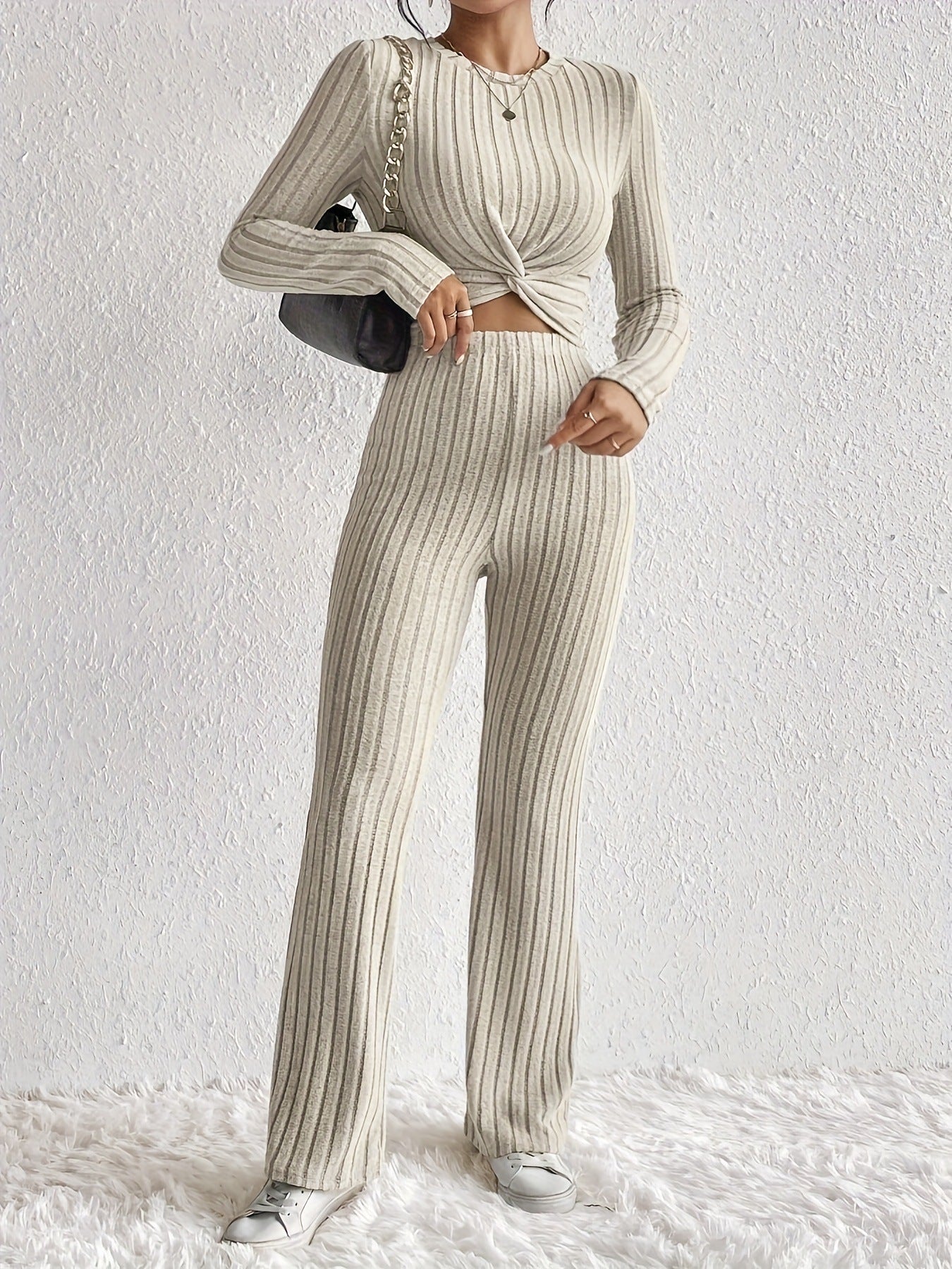 Short Top And Slim Fit Pants Set