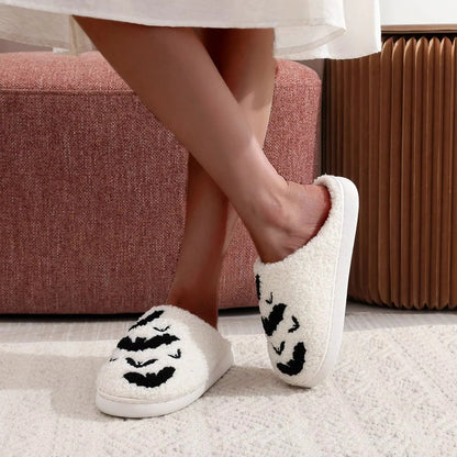 Chaussons Fluffy Fête – Intérieur Confortable pour Femme et Homme